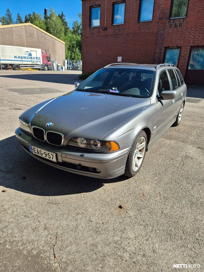 BMW 530