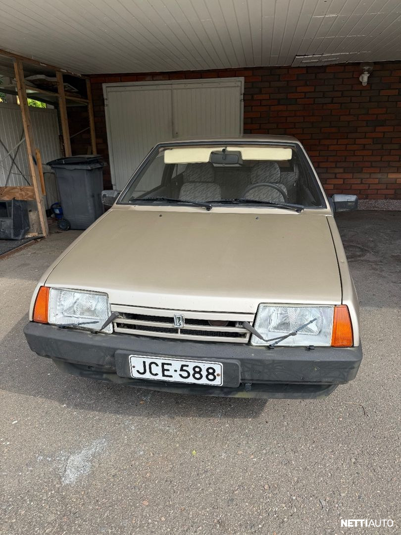 Lada Samara