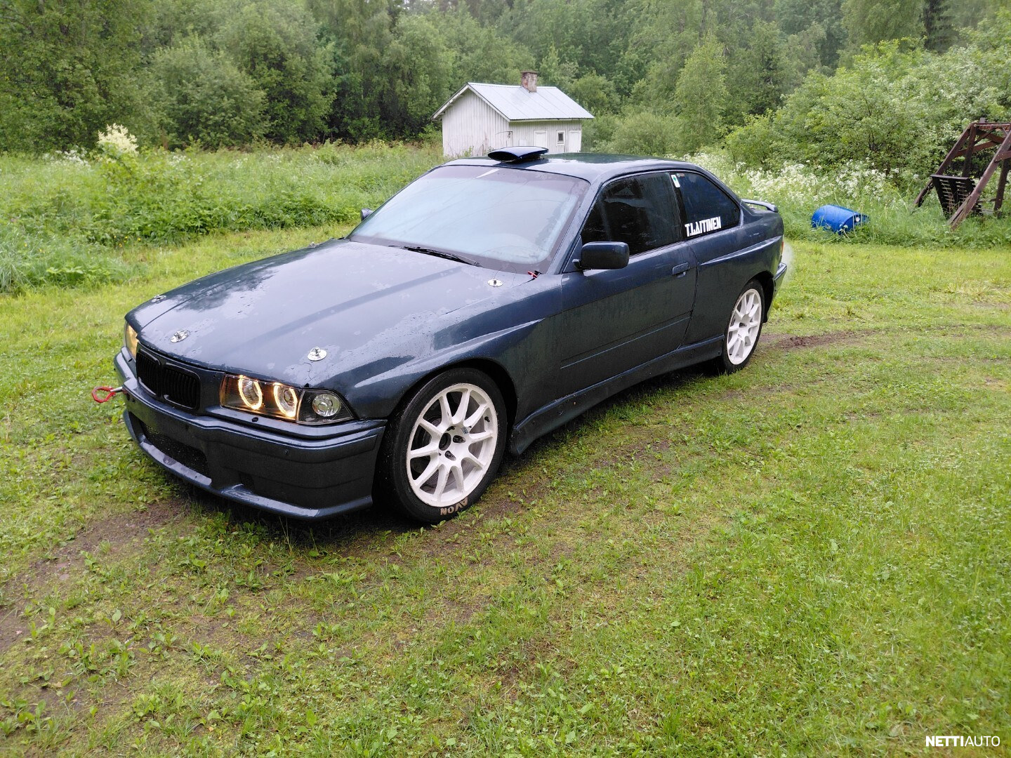 BMW 320
