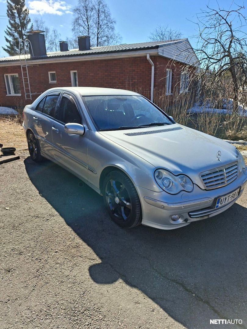 Mercedes-Benz C 220