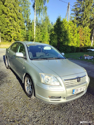 Toyota Avensis 2005, kuva 1/9
