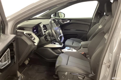Audi Q4 e-tron 40 e-tron 2023, photo 4/6