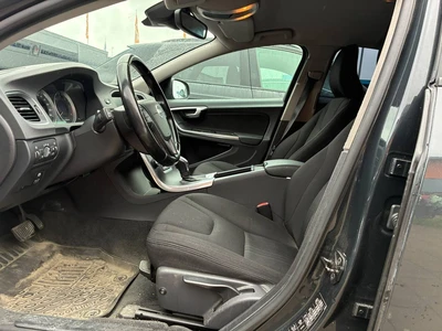 Volvo S60 D3 Business aut 2013, photo 3/3