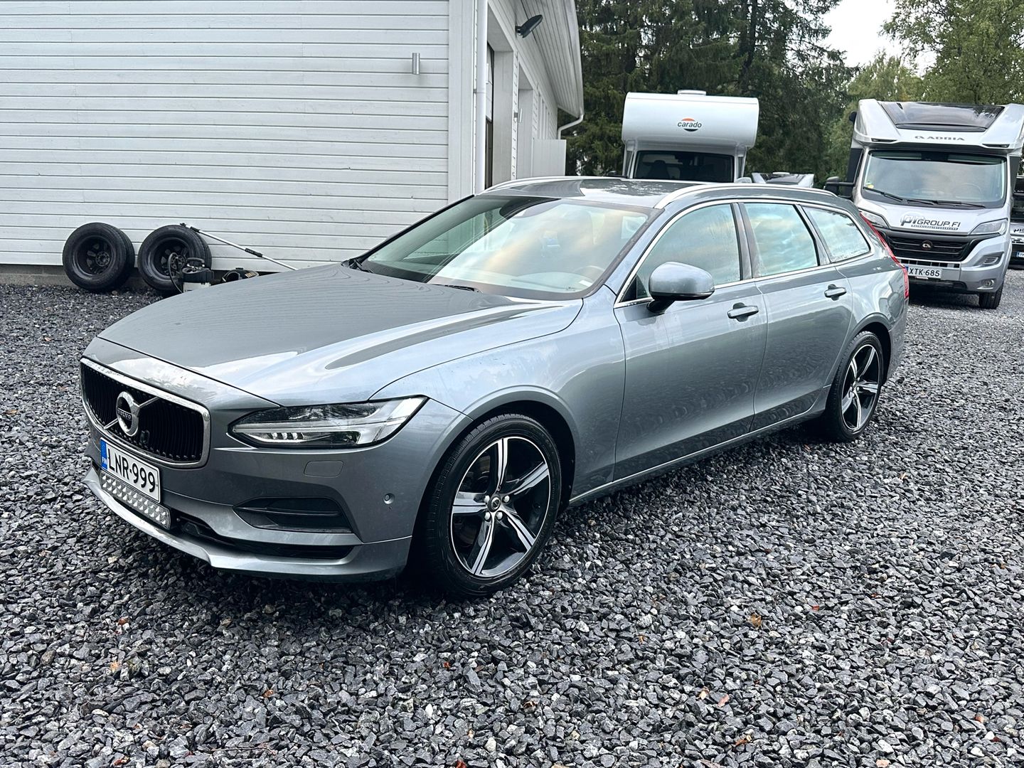 Volvo V90