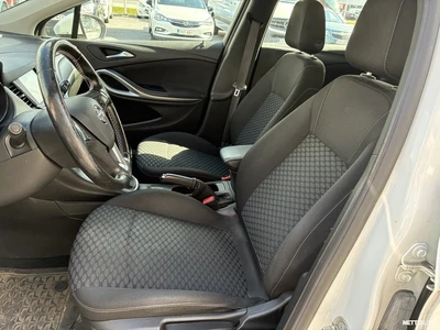 Opel Astra 2019, kuva 7/10