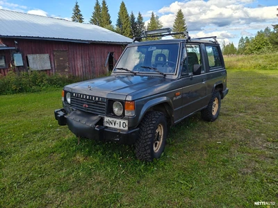 Mitsubishi Pajero 1988, photo 2/10