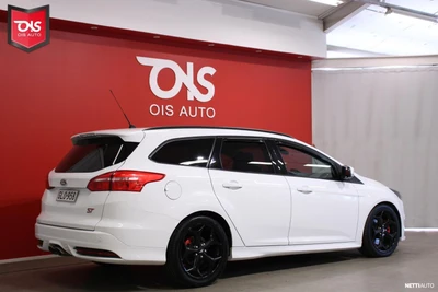 Ford Focus 2,0 TDCi 185 hv M6 ST Wagon 2015, photo 6/22