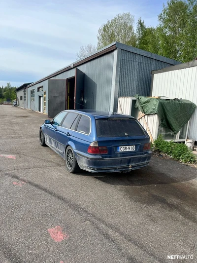 BMW 330 330XD 2002, photo 6/7
