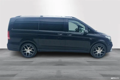 Mercedes-Benz V 2017, photo 6/23