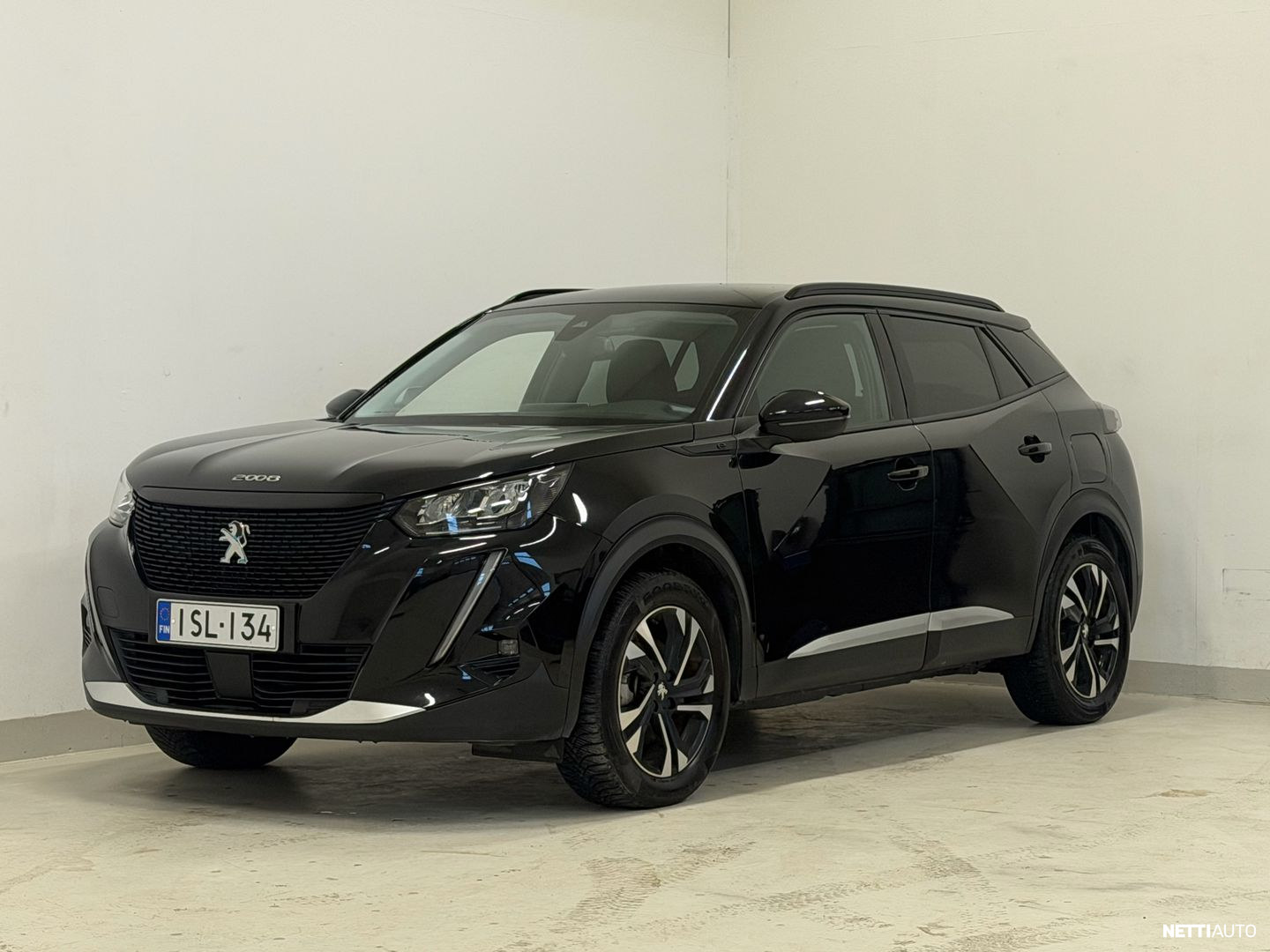 Peugeot e-2008