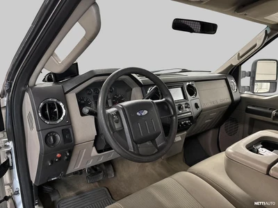Ford F-350 6,4 Super Duty Crew Cab A 2008, photo 7/20