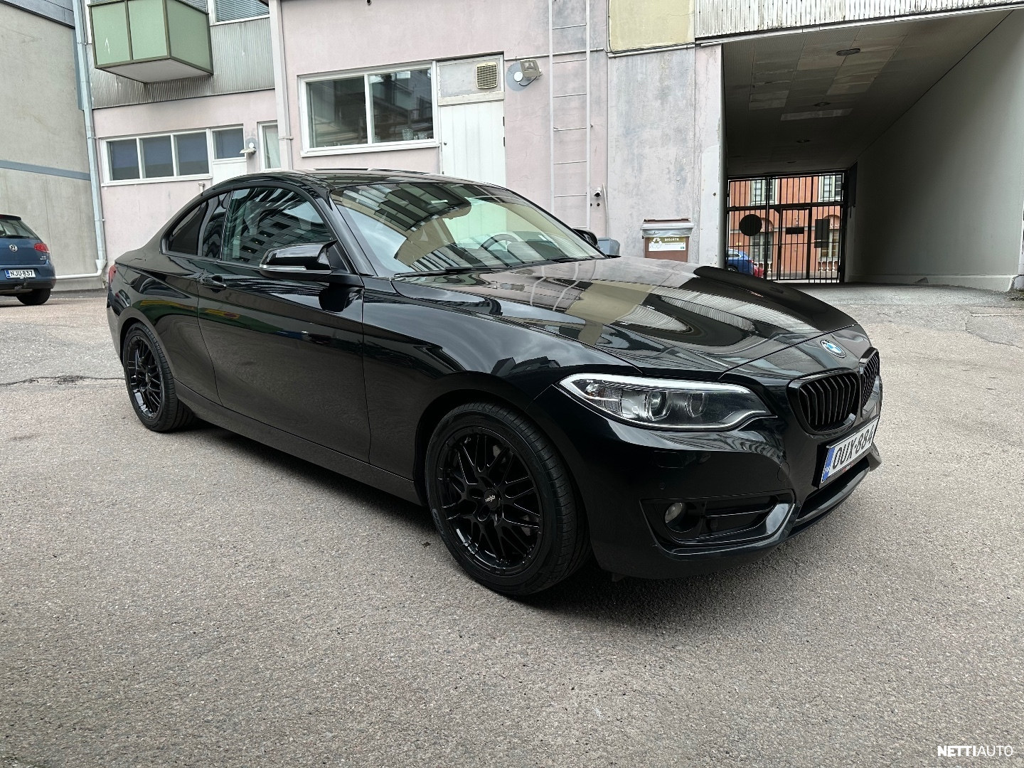 BMW 220