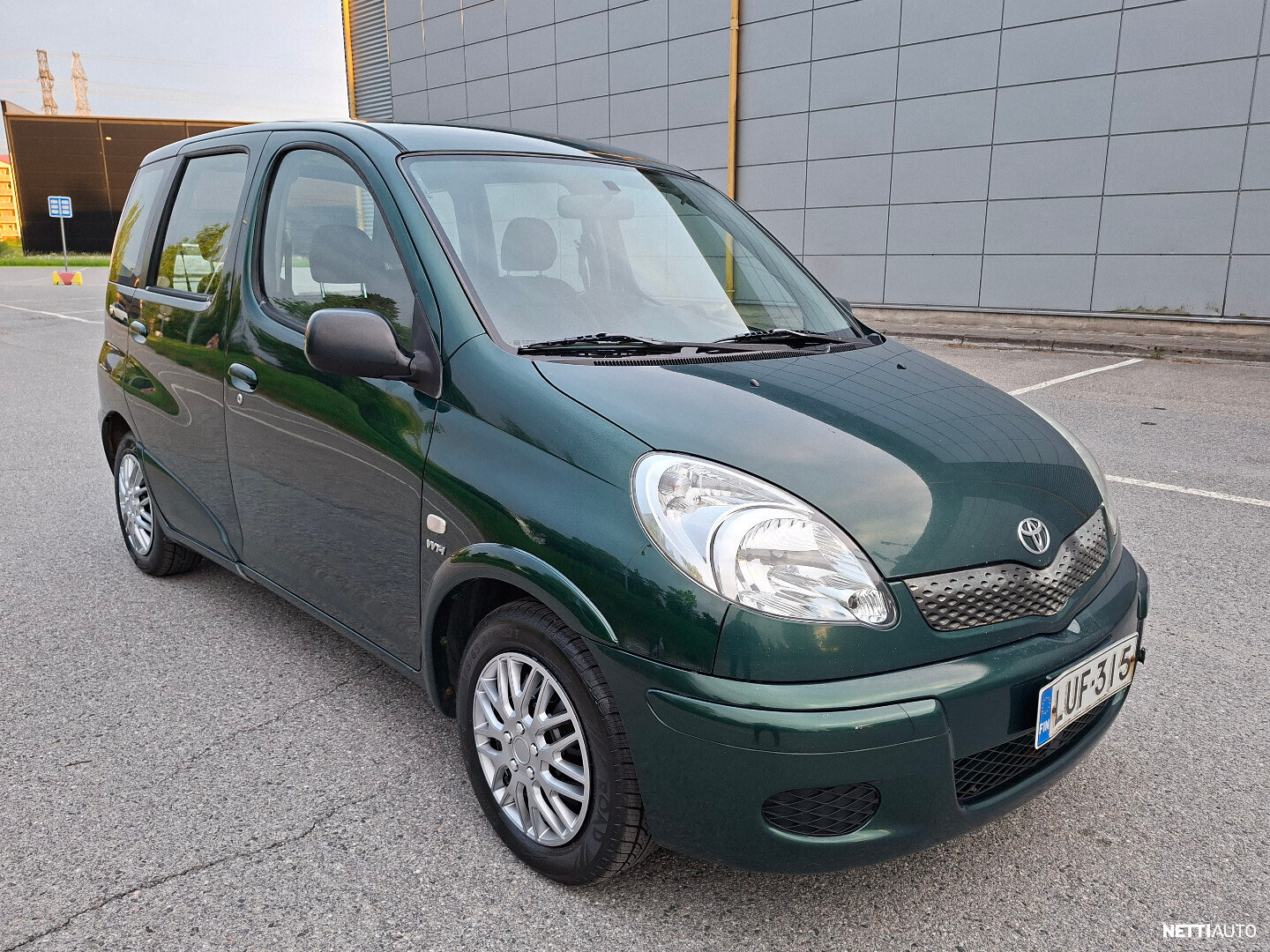 Toyota Yaris Verso