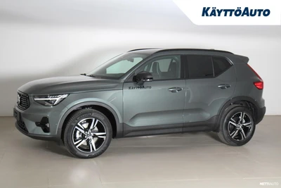 Volvo XC40 B3 MHEV Plus 2027, photo 2/23