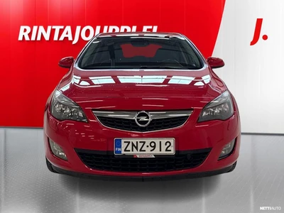 Opel Astra 2011, photo 3/42