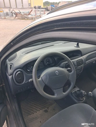 Renault Megane 2002, photo 5/6