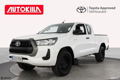 Toyota Hilux Extra Cab 4WD 2,4D Life 2022, photo 1/18
