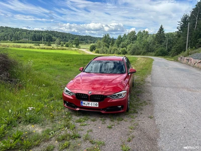 BMW 320 2015, photo 3/24