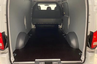 Mercedes-Benz Vito 2025, photo 6/15