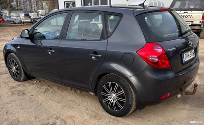Kia Ceed 2007, photo 7/8