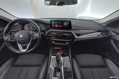 BMW 518 2019, photo 7/56