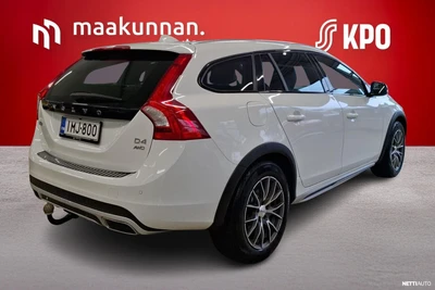 Volvo V60 Cross Country 2016, kuva 7/10