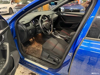 Skoda Octavia 2020, photo 4/4