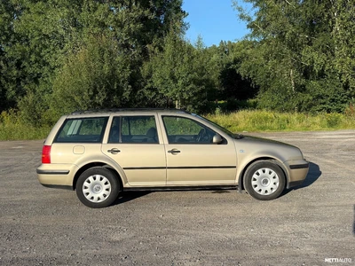 Volkswagen Golf 1,6 77 kW Trendline 2003, kuva 2/14