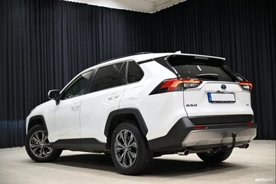 Toyota RAV4 2,5 Hybrid AWD-i Executive 2025, kuva 3/17