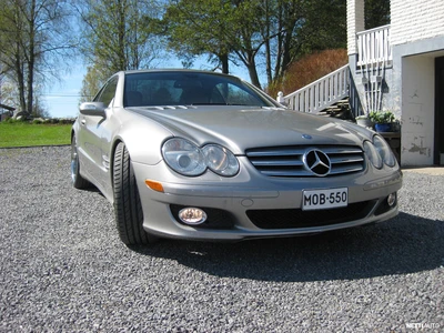 Mercedes-Benz SL 2006, kuva 2/11