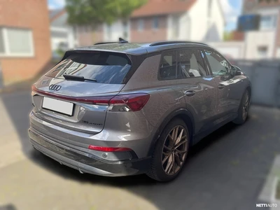 Audi Q4 e-tron 35 e-tron S-line 2022, photo 4/8