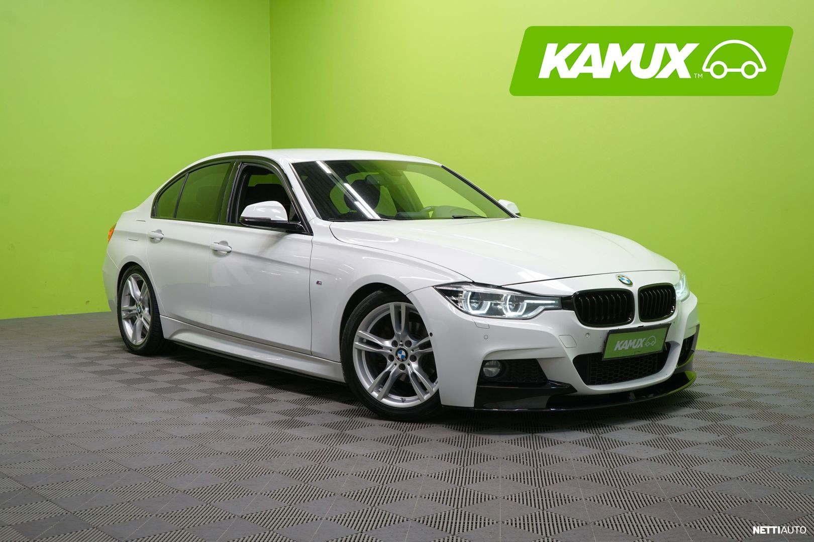 BMW 320