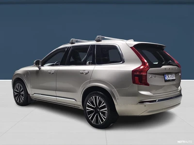 Volvo XC90 2023, photo 6/17