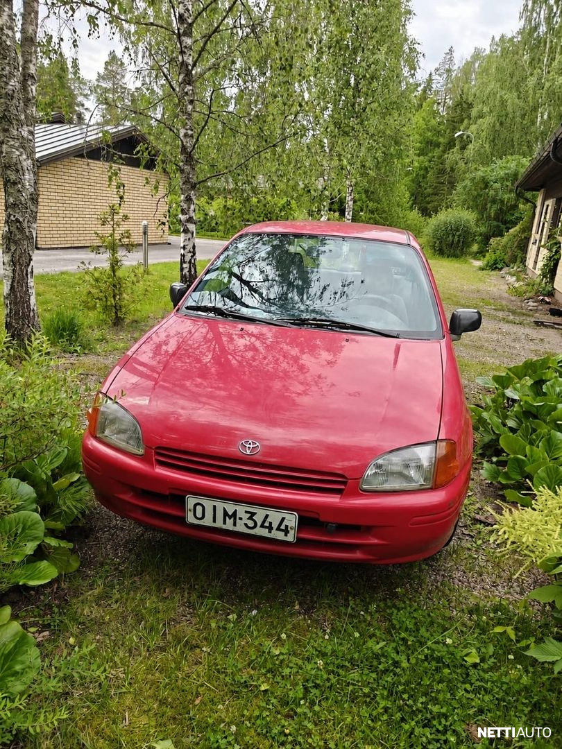 Toyota Starlet