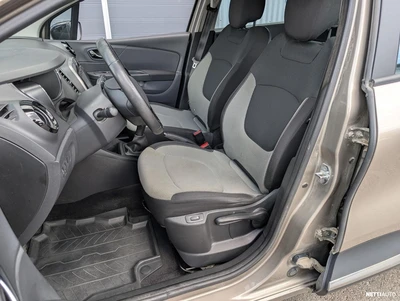 Renault Captur TCe 90 Navi Style 2016, photo 7/10