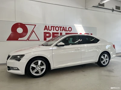 Skoda Superb 2016, photo 1/17