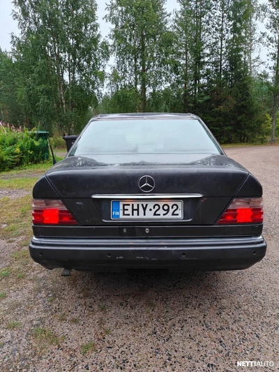 Mercedes-Benz 124 1995, kuva 6/13