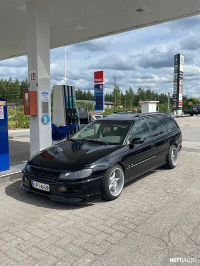 Opel Omega 1995, kuva 3/5