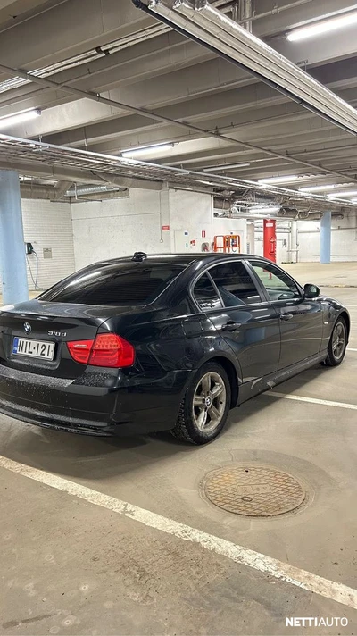 BMW 318 2009, photo 3/24