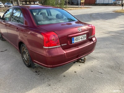 Toyota Avensis 2006, kuva 4/5