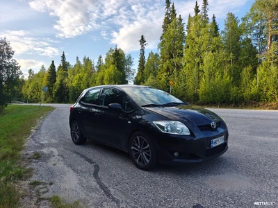 Toyota Auris 2,0 D-4D Linea Sol 5ov 2008, kuva 1/9