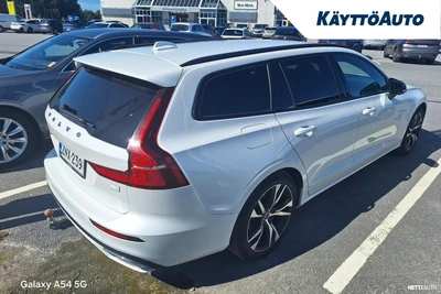 Volvo V60 2022, kuva 3/10