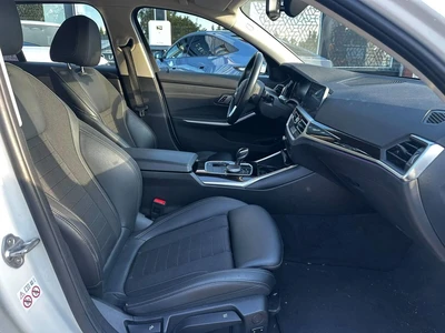 BMW 330 2021, kuva 7/10