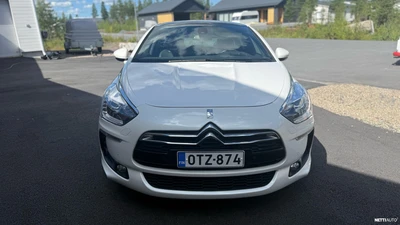 Citroen DS5 THP 200 Sport Chic 2012, kuva 5/13