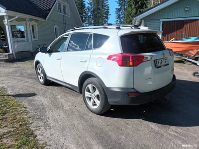 Toyota RAV4 2,0 D-4D AWD Active 2014, photo 4/10