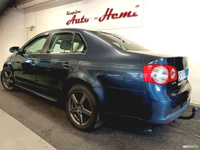 Volkswagen Jetta Trendline 1,6 75 kW 2007, kuva 2/10