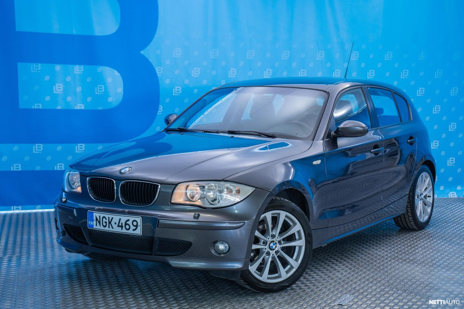 BMW 120