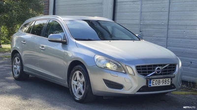 Volvo V60 D3 Ocean Race Business aut 2012, kuva 6/8