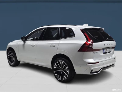 Volvo XC60 2026, photo 6/18