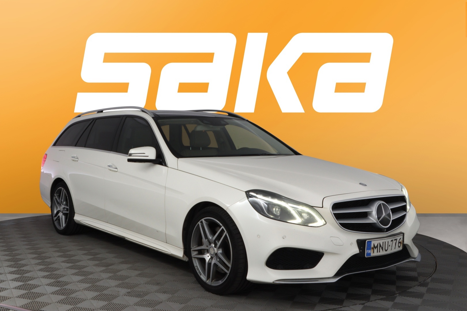 Mercedes-Benz E 350 Bluetec T A Premium Business AMG